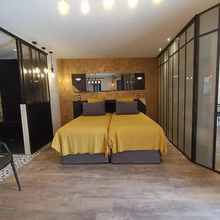 Tatil Evi In With Private Pool Vayrac