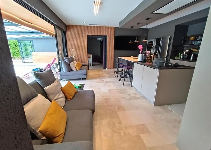 Tatil Evi In With Private Pool Vayrac