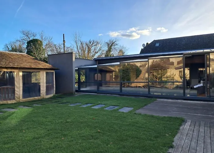 In With Private Pool Tatil Evi Vayrac